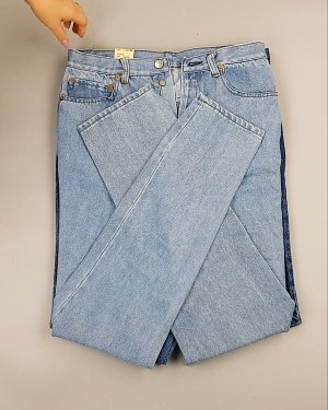 Фотография  798 - Джинсы LEVIS муж #7,6 кг, ЛОТ №7015 оптом в Астрахани и Астраханской области