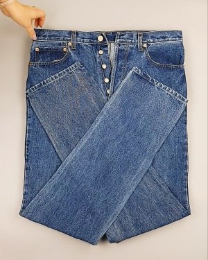 Фотография  862 - Джинсы LEVIS муж #7,5 кг, ЛОТ №7013 оптом в Астрахани и Астраханской области